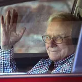 Anonymous Bidder Pays $2.68M For Lunch With Warren Buffett