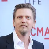 Barry Pepper Net Worth