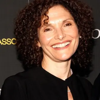Mary Elizabeth Mastrantonio Net Worth