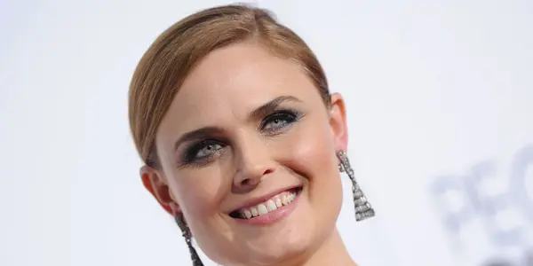 Emily Deschanel