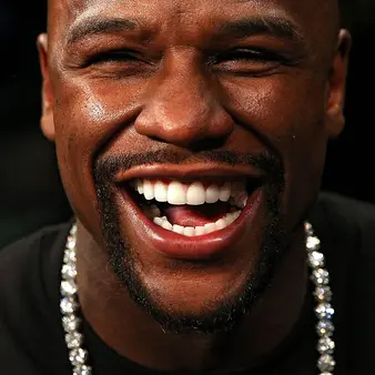 How Floyd Mayweather Earns $80 Million Per Fight