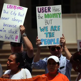 "Über Spends Millions On Attack Ads After NYC Mayor Announces Cap On Drivers… Can It Work?!"