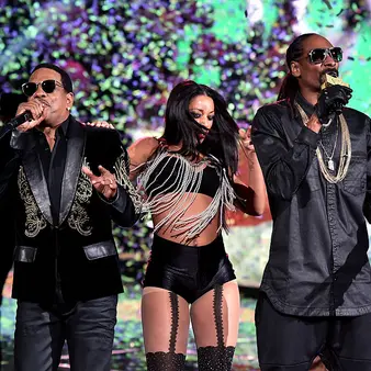 What You Didn't Know About All Those Blinged Out 1999s Hip Hop Albums – And The Origin of the Term "Bling"…