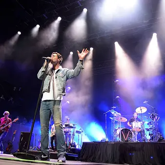 Adam Levine Does Turn As A Wedding Singer For Billionaire's Wedding