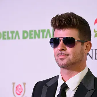 Robin Thicke Reportedly Owes The IRS Over $2 Million In Federal Taxes!