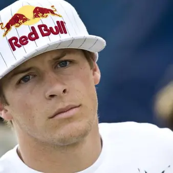 Levi LaVallee Net Worth