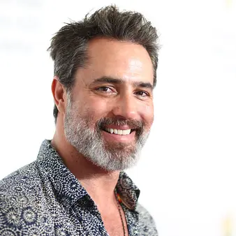 Víctor Webster Net Worth