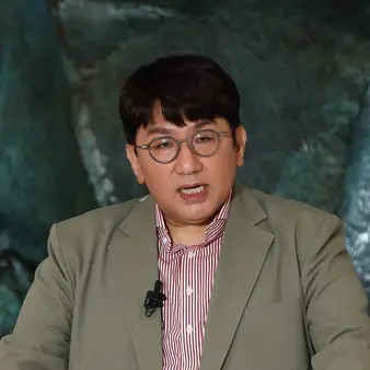 Bang Si-hyuk Net Worth