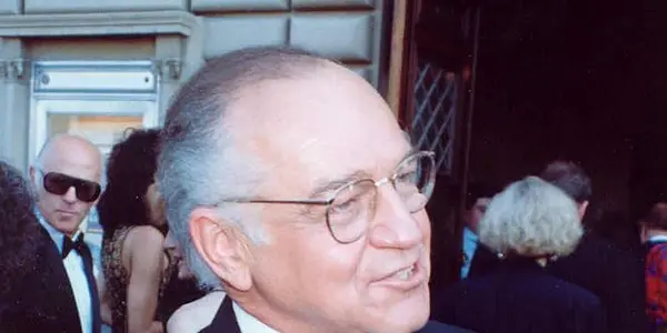 Richard Dysart