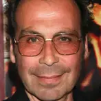 Taylor Negron Net Worth