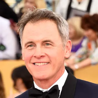 Mark Moses Net Worth