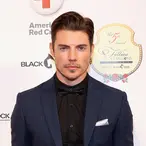 Josh Henderson Net Worth
