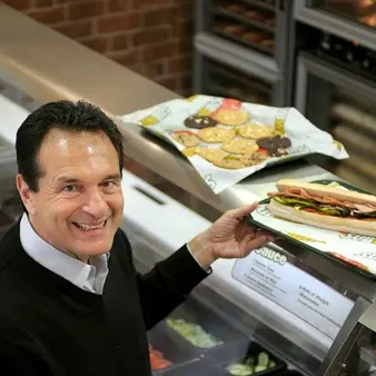 How Fred DeLuca Turned A $1,000 Loan Into A $2.6 Billion Subway Sandwich Fortune (And Why The Company Is Struggling Today)