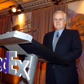How The Founder Of FedEx Gambled His Last $5,000 In Vegas To Save The Company