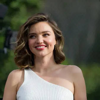 Miranda Kerr's Billionaire Ex-Boyfriend Gifted Her With 11.72 Carat Diamond And Other Gems