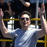 For The First Time Ever – Elon Musk Is Now The 4th-Richest Person On The Planet