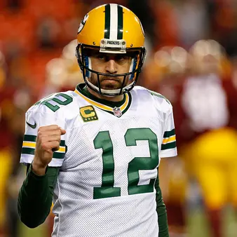 Aaron Rodgers Will Make An Absurd Amount Of Money This Calendar Year