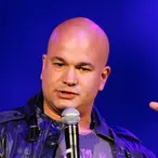 Robert Kelly Net Worth
