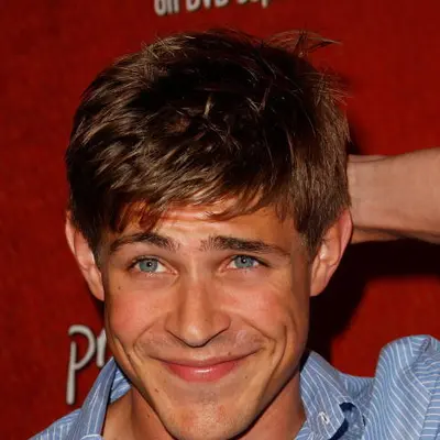 Chris Lowell