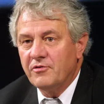 Hasso Plattner Net Worth