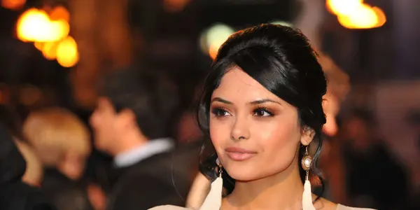 Afshan Azad