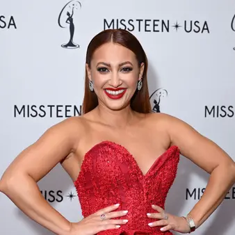 Francia Raisa Net Worth