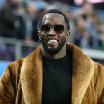 Steph Curry And P Diddy Are Part Of A Group Bidding To Own The Carolina Panthers