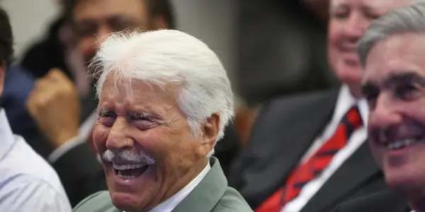 Efrem Zimbalist, Jr.