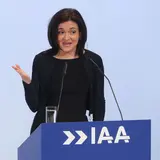 Sheryl Sandberg Is Donating Her $200 Million Stake In SurveyMonkey To Charity