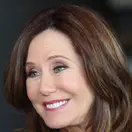 Mary McDonnell