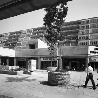 Christos Lazari's Rags To Riches Rise From Waiter To Multi-Billionaire