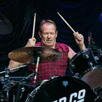 Simon Kirke Net Worth