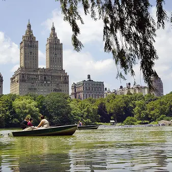 Demi Moore Cuts Price On $75 Million NYC Penthouse