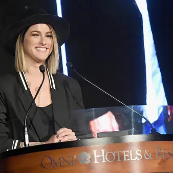 Cassadee Pope Net Worth
