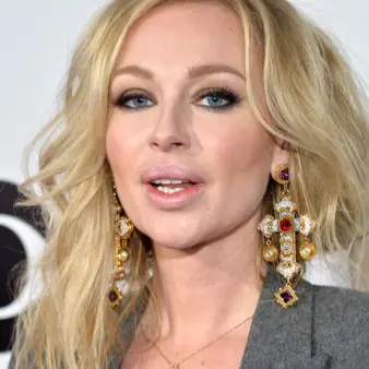 Isabel Adrian Net Worth