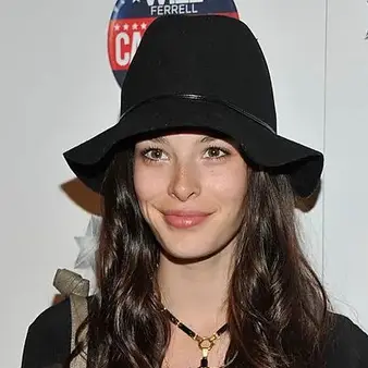 Carly Foulkes Net Worth