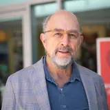 Richard Schiff Net Worth