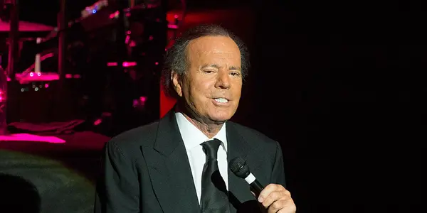 Julio Iglesias