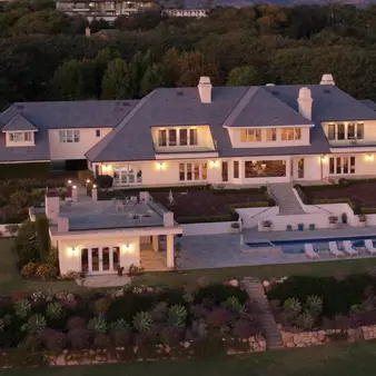 "Dr. Laura" Schlessinger Wants $23 Million For Her Expansive Compound In California