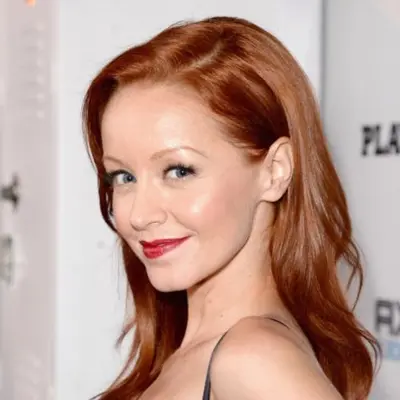 Lindy Booth