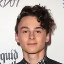 Wyatt Oleff