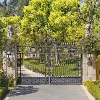 Rod Stewart Re-Lists Longtime Beverly Park Compound For $80 Million – A $10 Million Price INCREASE