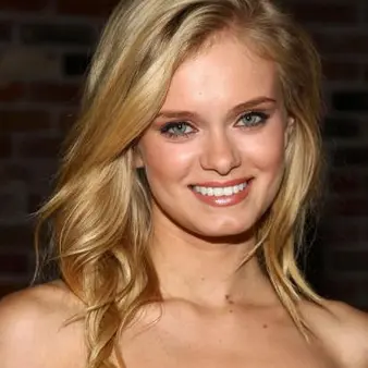 Sara Paxton Net Worth