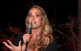 Elizabeth Berkley Net Worth