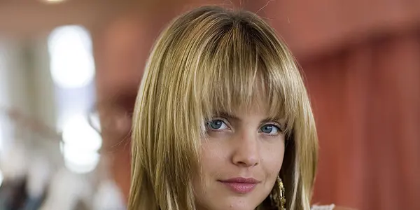 Mena Suvari