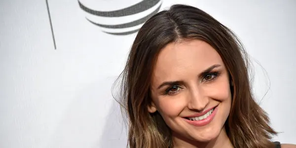 Rachael Leigh Cook