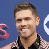 Dustin Lynch Net Worth