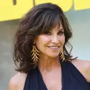 Gina Gershon