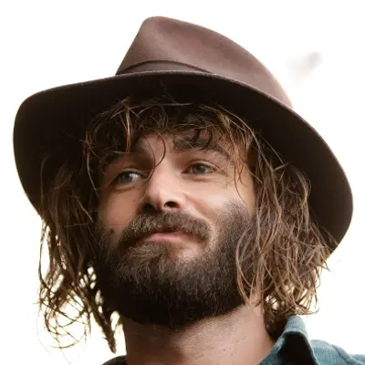 Angus Stone