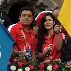 Indian Billionaire Pledges To End Poverty In His Country